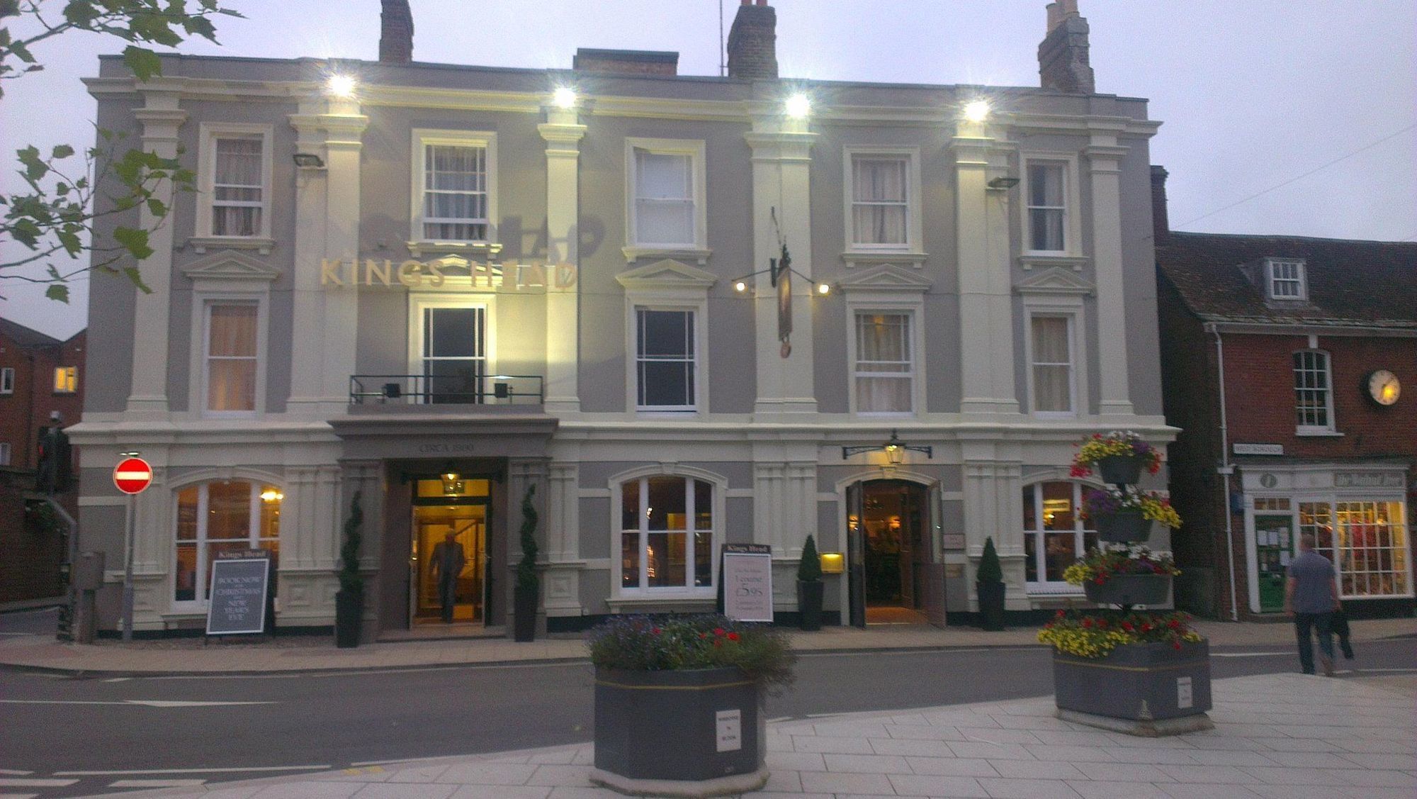 King'S Head Hotel By Greene King Inns Wimborne Minster Dış mekan fotoğraf