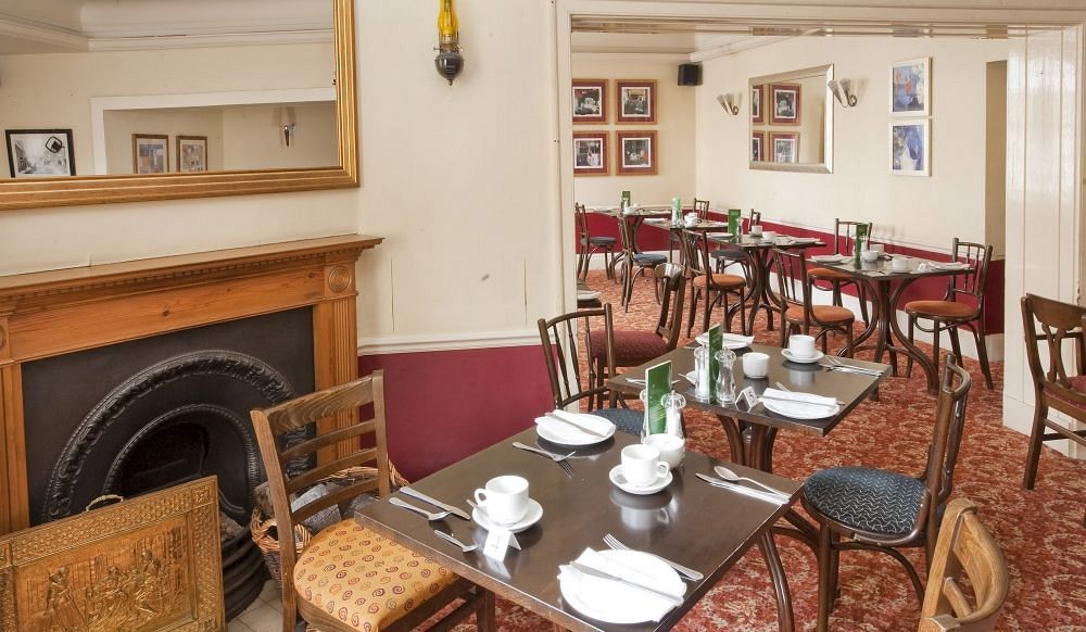 King'S Head Hotel By Greene King Inns Wimborne Minster Dış mekan fotoğraf