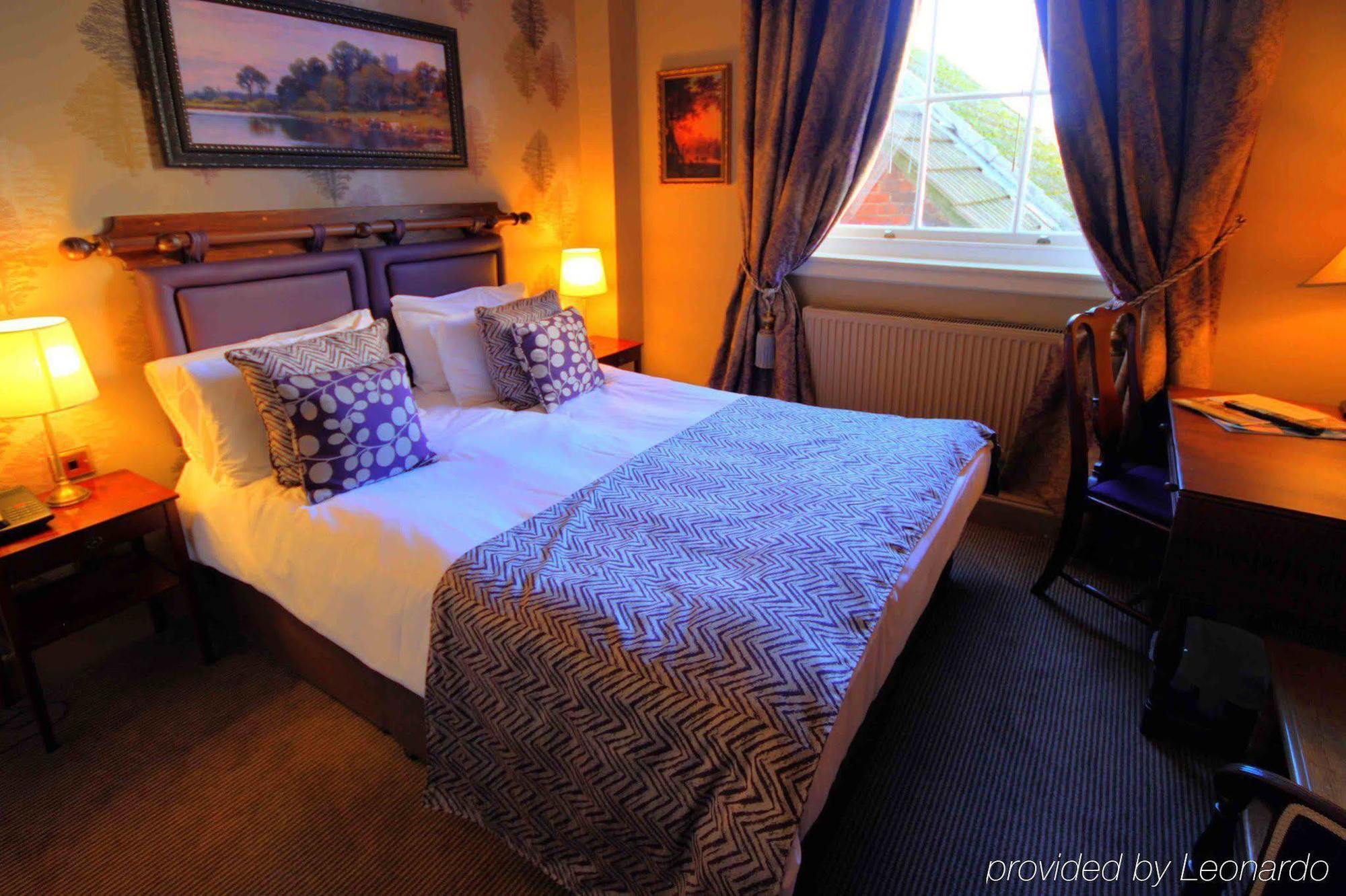 King'S Head Hotel By Greene King Inns Wimborne Minster Dış mekan fotoğraf