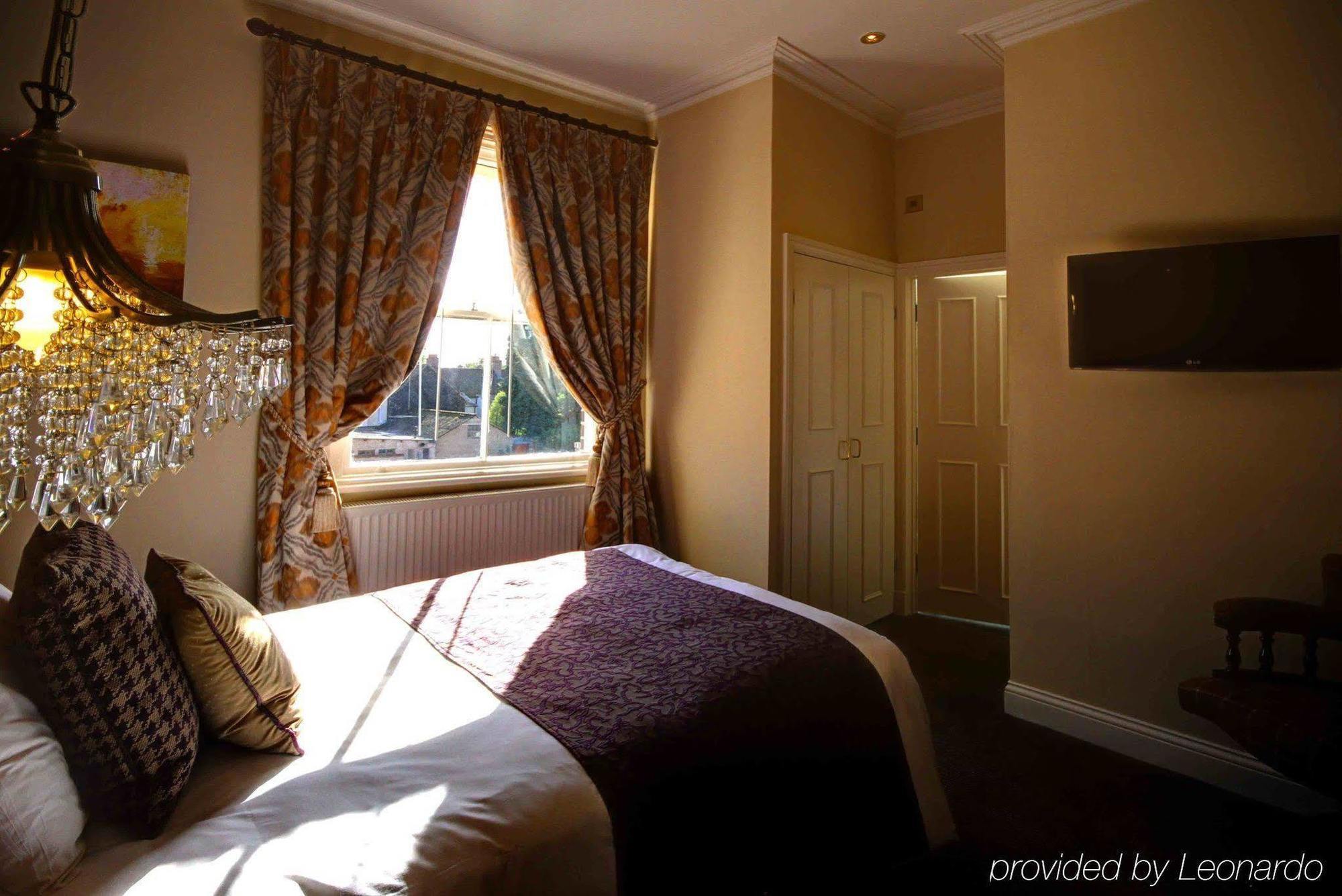 King'S Head Hotel By Greene King Inns Wimborne Minster Dış mekan fotoğraf