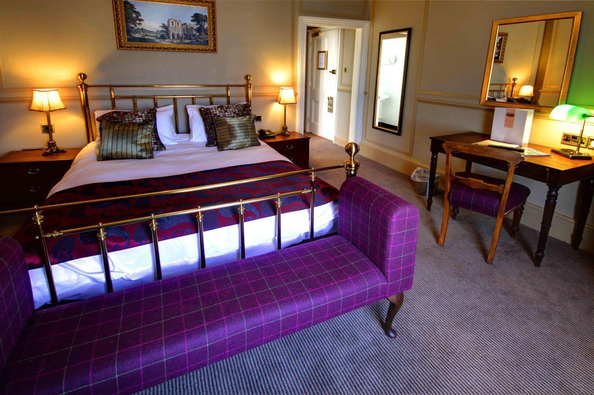 King'S Head Hotel By Greene King Inns Wimborne Minster Dış mekan fotoğraf