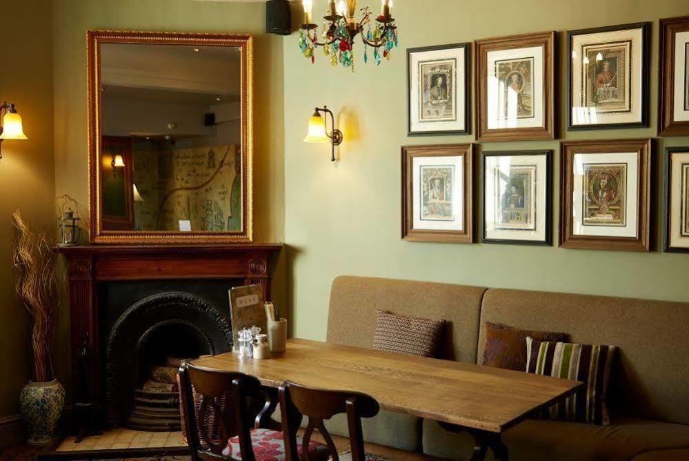 King'S Head Hotel By Greene King Inns Wimborne Minster Dış mekan fotoğraf