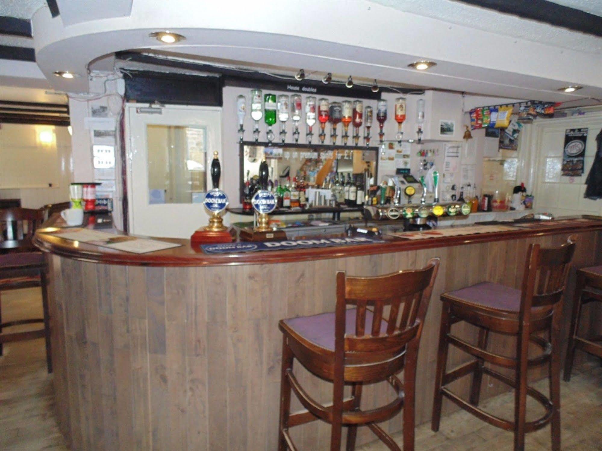 King'S Head Hotel By Greene King Inns Wimborne Minster Dış mekan fotoğraf