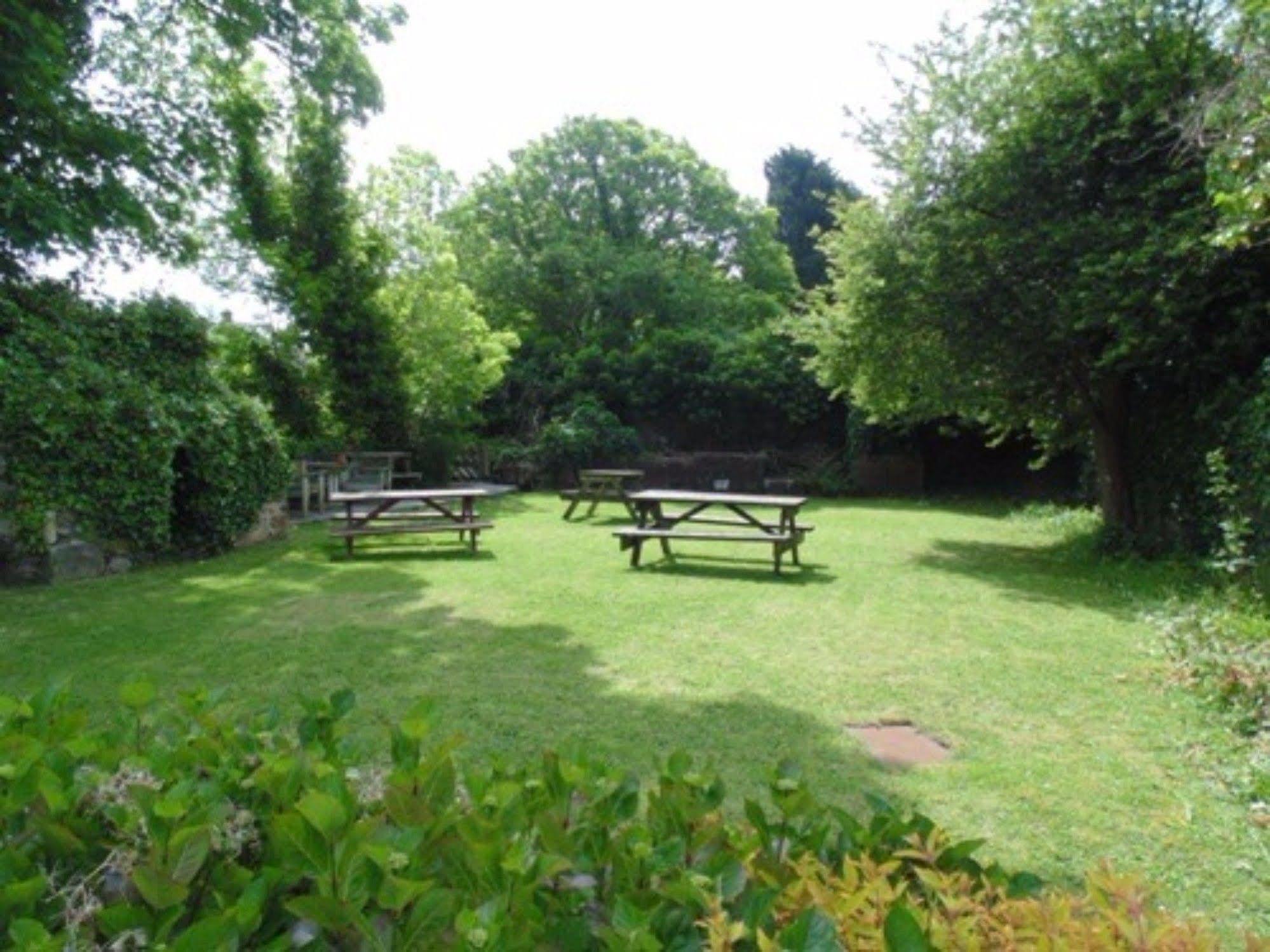 King'S Head Hotel By Greene King Inns Wimborne Minster Dış mekan fotoğraf
