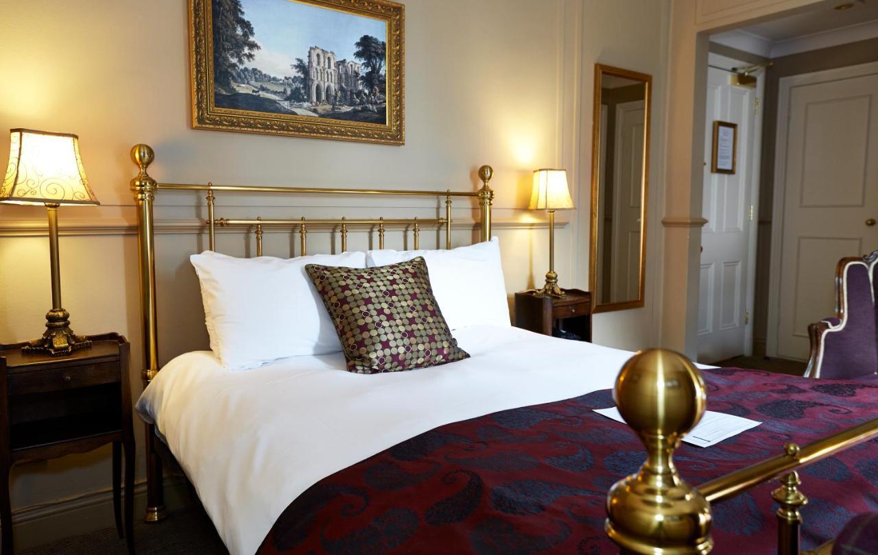 King'S Head Hotel By Greene King Inns Wimborne Minster Dış mekan fotoğraf